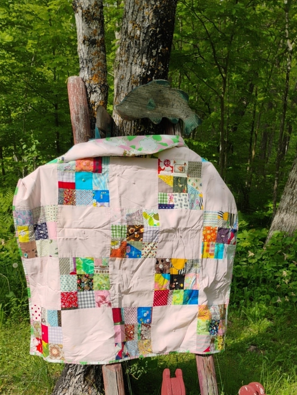 🧵 VINTAGE QUILT  🩷 PATCHWORK LAP QUILT HANDMADE 42" X 42"
